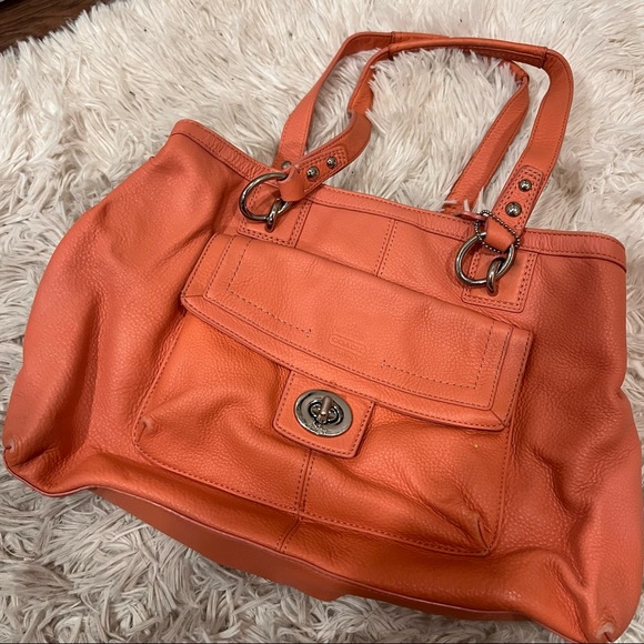 Coach Handbags - Coach purse